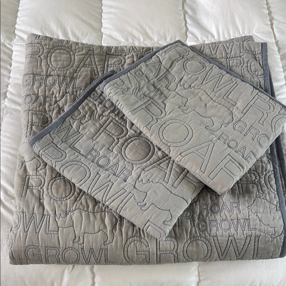 RH EMBROIDERED SAFARI SOUNDS QUILT AND 2 SHAMS